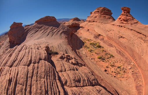 Die östlichen Felsen der Neuen Welle entlang des Beehive Trail im Glen Canyon Recreation Area in der Nähe von Page, Arizona, Vereinigte Staaten von Amerika, Nordamerika - RHPLF32183