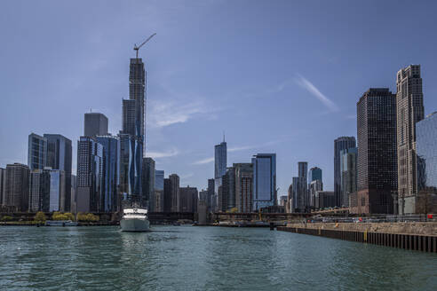 USA, Illinois, Chicago, Skyscrapers surrounding shore of Lake Michigan - NGF00850