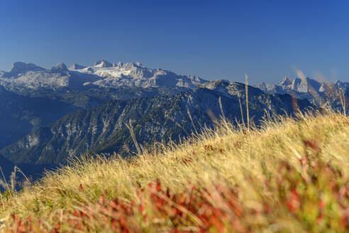 Österreich, Steiermark, Blick vom Loser auf das Dachsteinmassiv - ANSF00773