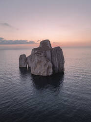 Luftaufnahme von Pan di zucchero, Porto Flavia, Iglesias, Sardinien, Italien. - AAEF27420