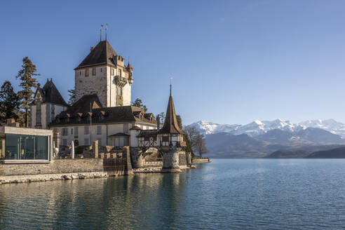 Switzerland, Bern Canton, Thun, Oberhoffen Castle on shore of lake Thun - KEBF02845