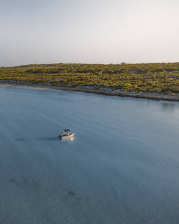 Luftaufnahme einer Drohne vom Lincoln National Park auf der Eyre Peninsula, Südaustralien, Australien. - AAEF27957