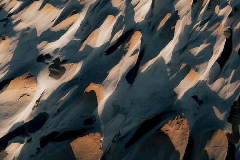 Drohnenaufnahme der vulkanischen Felsformationen im Campo de Piedra Pomez, Puna, Catamarca, Argentinien. - AAEF27982