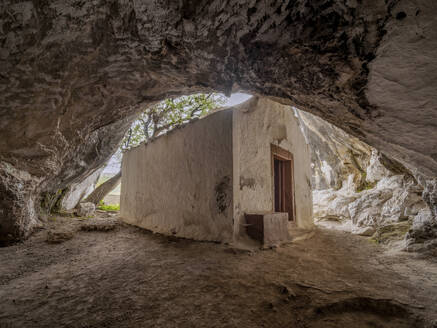 Chapel of Panagia Sarantaskaliotissa at the entrance to The Cave of Pythagoras, Mount Kerkis, Samos Island, North Aegean, Greek Islands, Greece, Europe - RHPLF32595