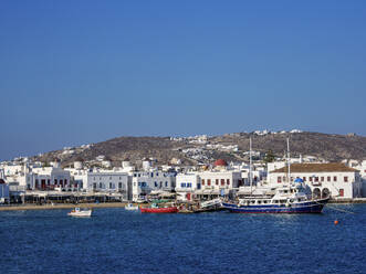 Old Port and Chora waterfront, Mykonos Town, Mykonos Island, Cyclades, Greek Islands, Greece, Europe - RHPLF32641