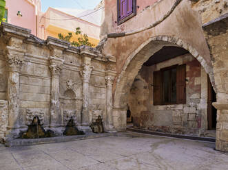 Rimondi Venetian Fountain, Stadt Rethymno, Region Rethymno, Kreta, Griechische Inseln, Griechenland, Europa - RHPLF33258