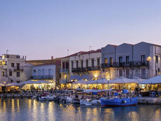 Alter venezianischer Hafen, Abenddämmerung, Stadt Rethymno, Region Rethymno, Kreta, Griechische Inseln, Griechenland, Europa - RHPLF33262