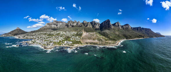 Panorama der Zwölf Apostel und Camps Bay, Kapstadt, Südafrika, Afrika - RHPLF33295