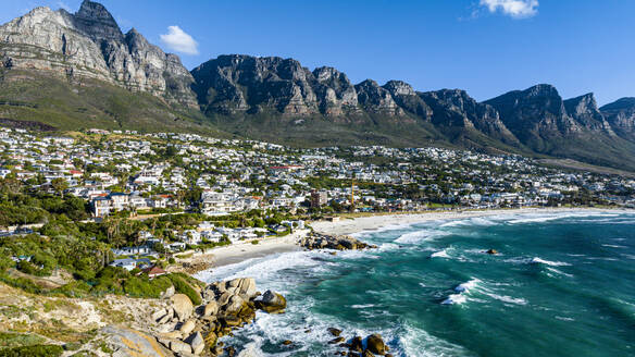 Luftaufnahme der Zwölf Apostel und Camps Bay, Kapstadt, Südafrika, Afrika - RHPLF33300