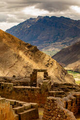 Pisaq-Ruinen, Heiliges Tal, Peru, Südamerika - RHPLF33444