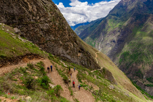 Landschaft entlang des Choquequirao-Pfades, Peru, Südamerika - RHPLF33447