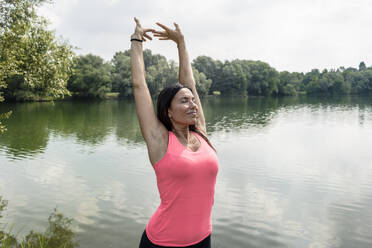 Fitness-Frau im Park, Mailand, Italien. - ISF26392