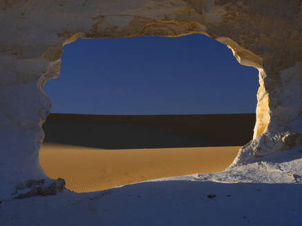 White limestone rock formation in Sahara desert at sunset, Egypt - DSGF02529