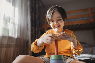 A 5-year-old boy plays educational games - ANAF02809