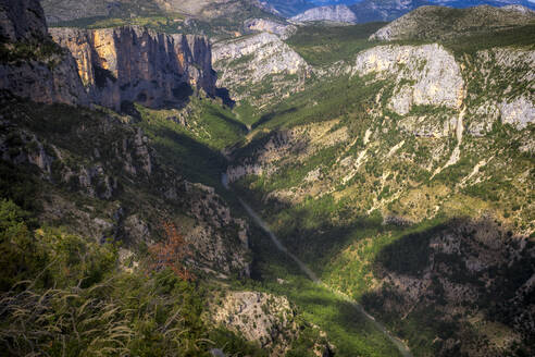 France, Provence, Verdon Canyon in Summer - LOMF01410