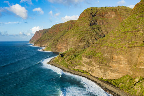 Aerial drone view of Polihale State Beach, Kauai, Hawaii, United States. - AAEF28547