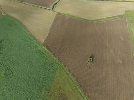 Luftaufnahme des landwirtschaftlich genutzten Gebiets Kingersheim, Mulhouse, Elsass, Frankreich. - AAEF28897
