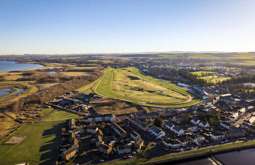 Luftaufnahme der Landschaft, Musselburgh, Schottland. - AAEF28995