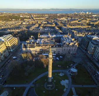 Luftaufnahme des St Andrew's Square, Edinburgh, Vereinigtes Königreich. - AAEF28997