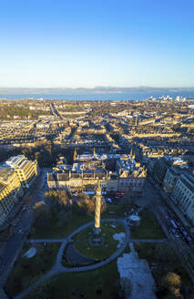 Luftaufnahme des St. Andrew's Square, Edinburgh, Schottland. - AAEF28998