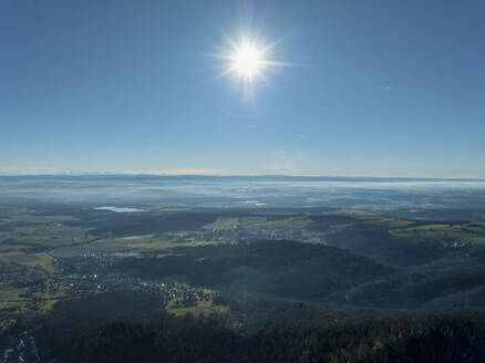 Luftaufnahme von Thann im Haut-Rhin, im Grand East, Elsass, Frankreich. - AAEF29005