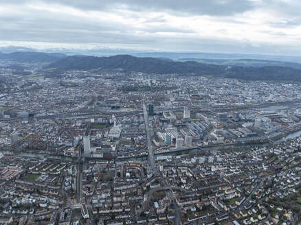 Luftaufnahme der Stadt Zürich am Wintermorgen, Schweiz. - AAEF29017