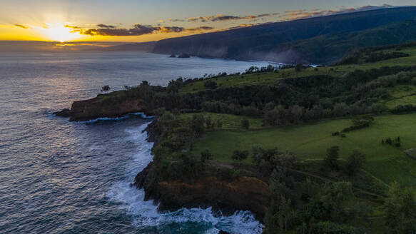 Aerial view of the North Kohala Coast, Big Island (Hawaii Island), Hawaii. - AAEF29099