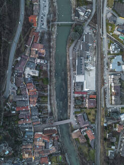 Luftaufnahme von Klausen, Südtirol, Italien. - AAEF29327