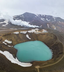 Luftaufnahme des Viti-Kraters, Myvatn, nordöstliche Region, Island. - AAEF29459