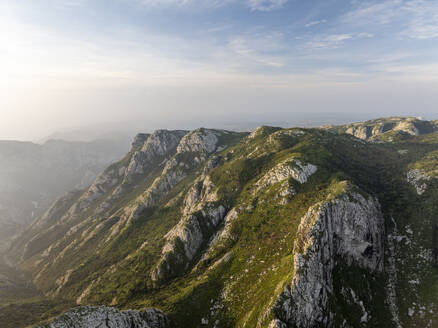 Luftaufnahme des Haggeher-Gebirges, Sokotra, Jemen. - AAEF29841